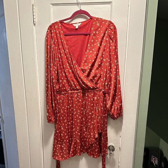 Lauren Conrad EUC Dress Red Wrap - Picture 1 of 3